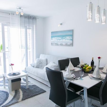 Navi Apartment Kastela Bagian luar foto