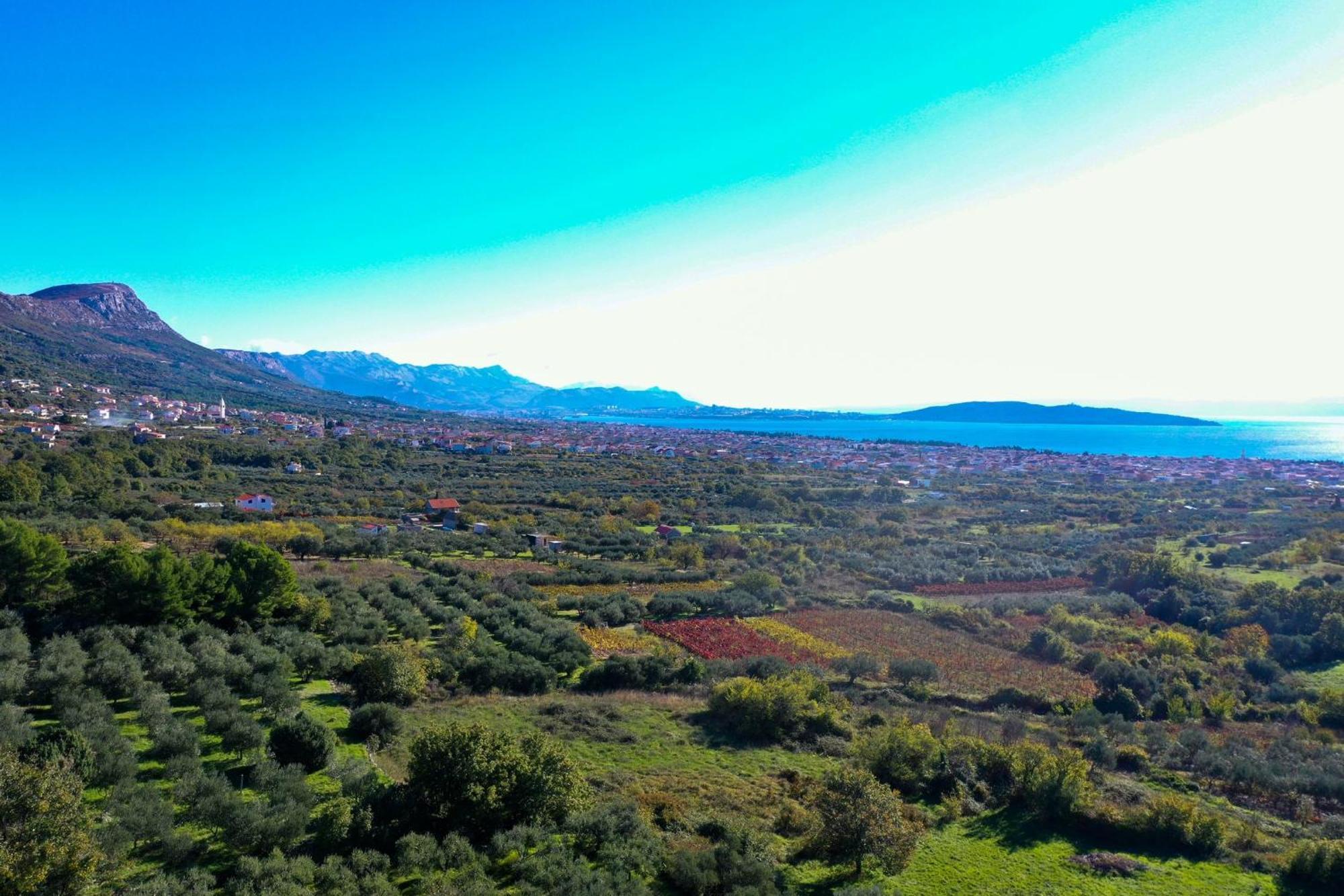 Navi Apartment Kastela Bagian luar foto