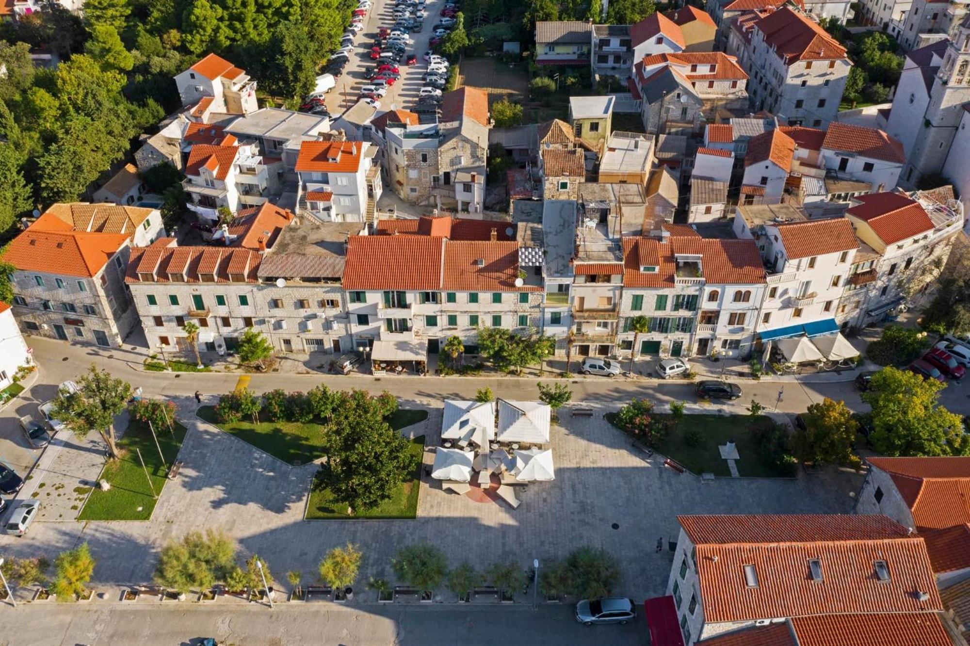 Navi Apartment Kastela Bagian luar foto