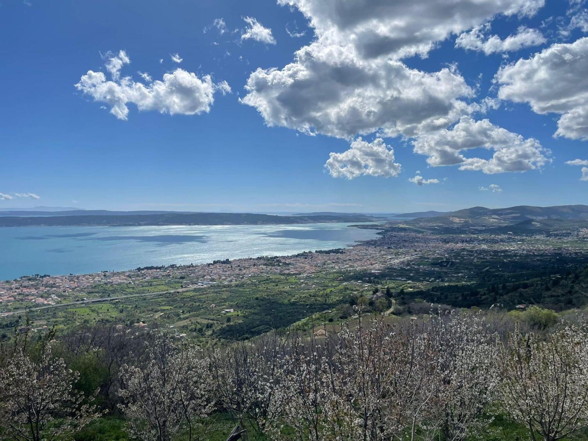 Navi Apartment Kastela Bagian luar foto