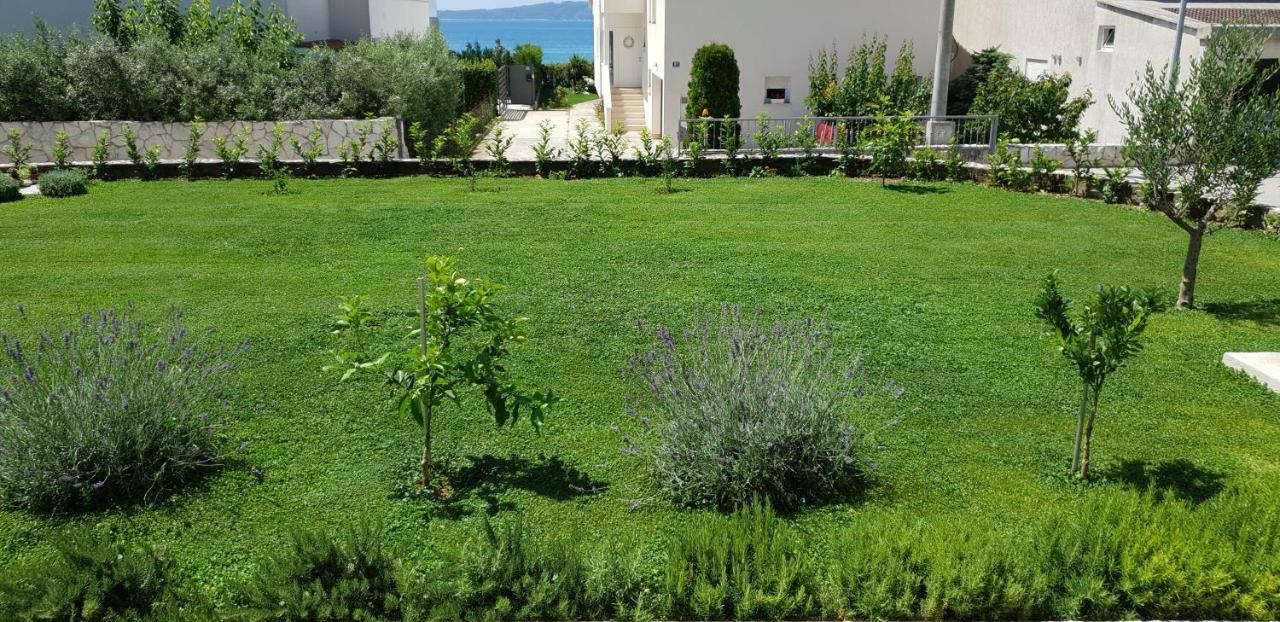 Navi Apartment Kastela Bagian luar foto