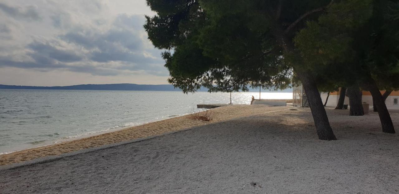 Navi Apartment Kastela Bagian luar foto